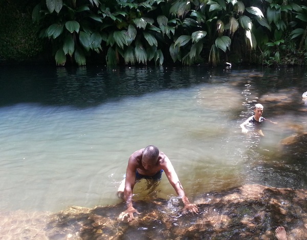 bain, cascade Bis , Ste Rose, guadeloupe