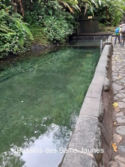 les bains jaunes le matin Soufrière Guadeloupe