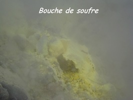 bouche soufre, volcan, soufrière, guadeloupe