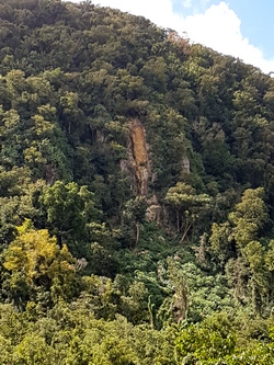 eboulement tour du houelmont guadeloupe