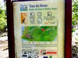 pancarte trace orange terre de bas Guadeloupe