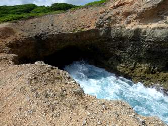 roches porte d`enfer Moule Guadeloupe