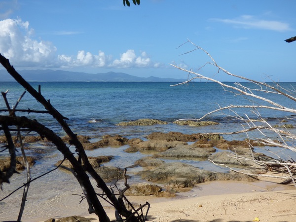 vue basse terre, port louis, grande terre, guadeloupe